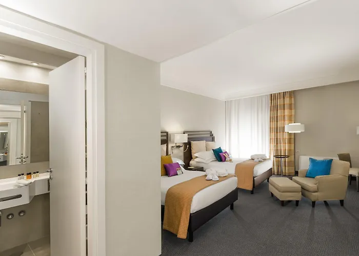 Hotel Crowne Plaza St. Peter's By Ihg 4*