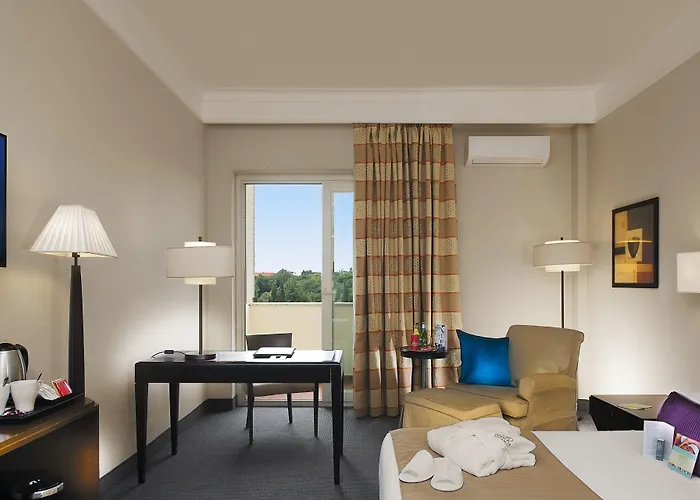 Crowne Plaza St. Peter's By Ihg Otel Roma
