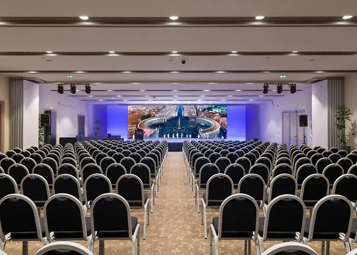 Crowne Plaza St. Peter's By Ihg Roma