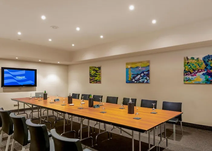 Otel Crowne Plaza St. Peter's By Ihg 4*