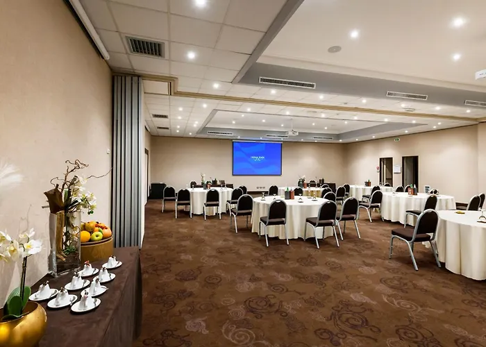 Crowne Plaza St. Peter's By Ihg Hotel 4*