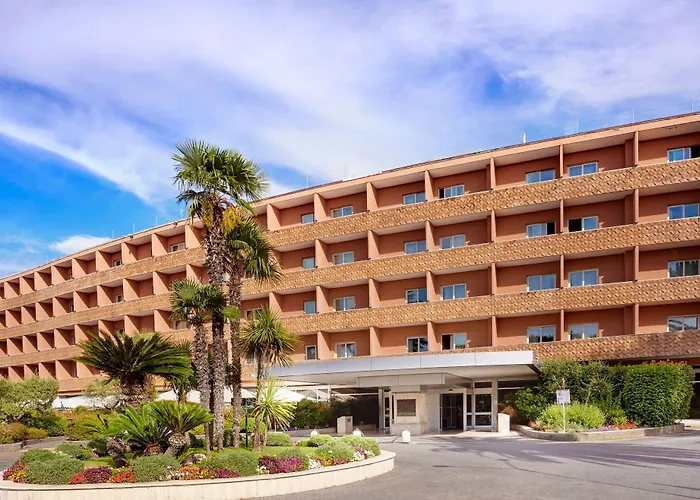 Otel Crowne Plaza St. Peter's By Ihg